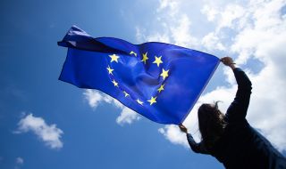 Започват да се прилагат новите правила на ЕС в областта на авторското право