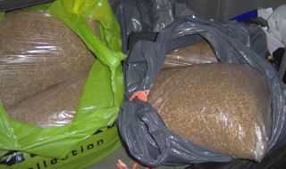 Контрабанден тютюн в пакети от макарони