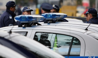 Пипнаха престъпна група за данъчни измами