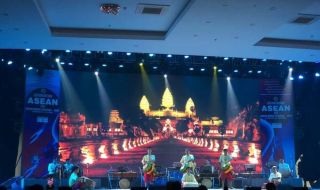 Камбоджа спечели два медала на тазгодишния музикален фестивал на АСЕАН във Виетнам 