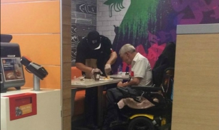 Служител с голямо сърце