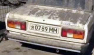 Вижте как изглежда чисто нова Lada 2105, преседяла в гараж 28 години (ВИДЕО)