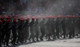 Русия и Китай обещават подкрепа за Венецуела, Тръмп засилва натиска