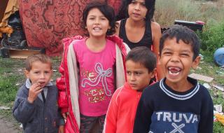 Истерия: Цигани масово прибират децата си от училище, за да не им ги вземат