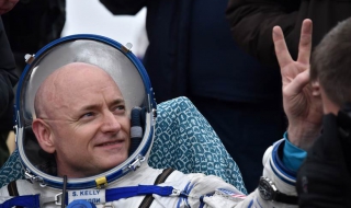 Астронавтът Скот Кели ще се пенсионира през април