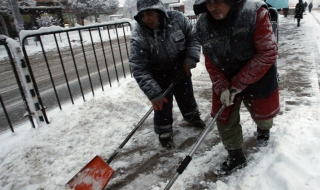 Снежна блокада над Пловдив