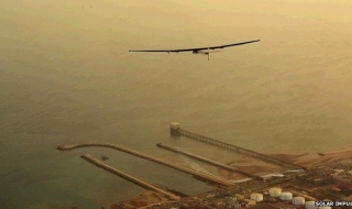 Solar Impulse 2 почете Братята Райт