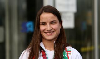 Страхотен успех за България! Биляна Дудова със злато на Световното по борба!