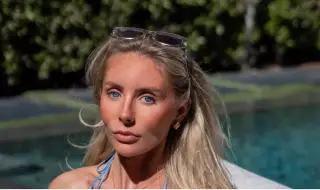 Бони Блу призна, че най-много харесва секса с девствени мъже