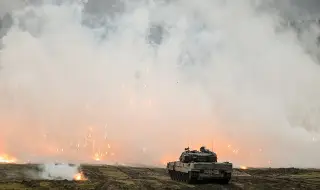 Тежка бронирана сила! Съюзниците удвояват броя на танковете Leopard за украинската армия