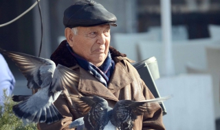 Задължителното пенсиониране - дискриминация или панацея