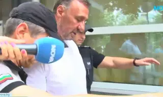 Пуснаха под домашен арест бившия шеф на ВиК-Бургас и двамата му подчинени