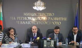 Гроздан Караджов: Не АПИ е отменила обществените поръчки за пътищата, а КЗК. Кирил Петков е виновен 