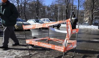Областният на София блокира новите правила за преместваемите обекти
