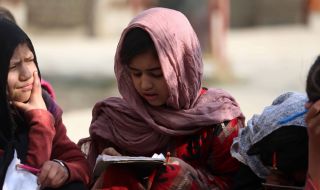 Талибаните разплакаха афганистанските момичета