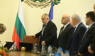 Държавата посочи какви пари са отпускани на медиите