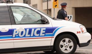 Канада проверява сигнали за китайски "полицейски участъци" в Торонто 