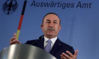 Турция настоява Франция да се извини