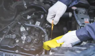 Какво да направите, ако нивото на двигателното масло спадне рязко