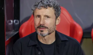 Van Bommel happy despite France loss: Details decided, boys deserve six