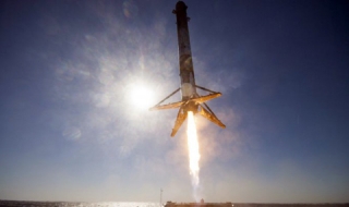 Вижте как каца Falcon 9 (360° видео)