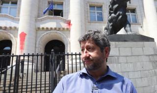Христо Иванов: Прокуратурата няма да разследва съдържанието на записите