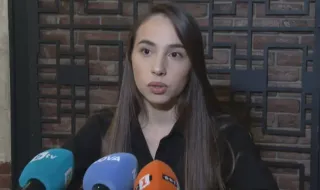 Ива Михайлова вече е в България