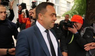 Повдигнаха обвинения на зам.-министър Живков и братя Бобокови