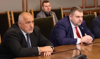  Главното "Д" и Борисов срещу „вредния“ Радев – и  борбата за прокуратурата започна