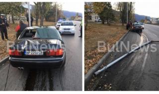 Врачанин насмете три улични стълба, преди да спре