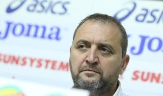 Български треньор започна с трофей работата си в Украйна