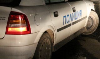 Задържаха мъж, опитал да подпали четири автомобила в кюстендилско село