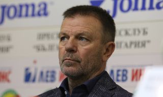 Вижте с какви думи Стойчо Младенов е надъхал феновете на ЦСКА
