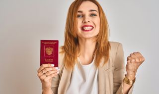 В Донбас се радват на руските паспорти