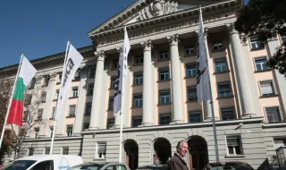 AG Capital иска да придобие едноличен контрол върху „Полиграфия Офис Център"