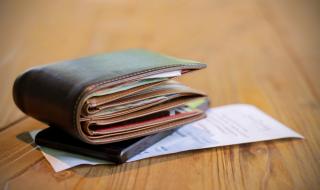 Извадете тези 5 неща от портфейла си: Те отблъскват парите и късмета