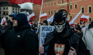 Срещу мигрантите и германците: какво става в Полша