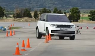 Новият Range Rover се провали на "лосовия тест"