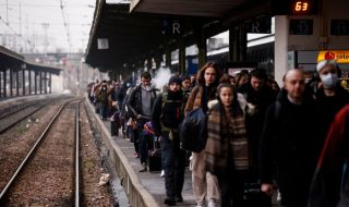 Жп транспортът във Франция е парализиран