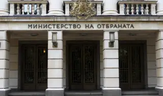 МО: ВМС изпълниха задачи по транспортиране на части от безпилотни летателни апарати