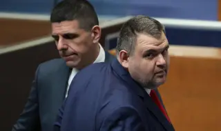 Те смениха господаря: кметовете на Делян Пеевски