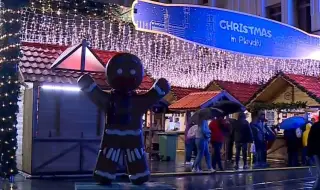 Коледният дух в центъра на Пловдив