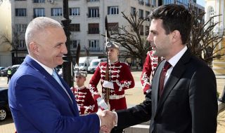 Никола Минчев: Подкрепяме Албания за ЕС