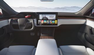 Tesla търси шофьори за тест на автопилота си в Европа