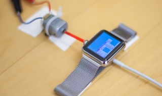 Подкараха Windows 95 на Apple Watch