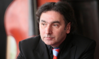 Мартин Захариев: Мнозинството се крепи на косъм... с пърхот