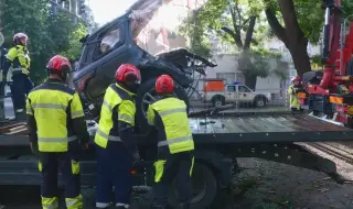 Лекарите от "Спешна помощ" за катастрофата с джипа-ковчег от Пловдив: Гледката беше ужасяваща