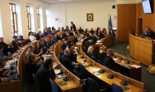 Общинският съвет отхвърли предложението на БСП за проверка на павилионите в София