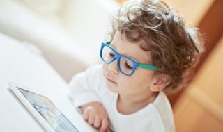 След онлайн обучението: Ръст на децата с късогледство