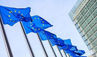 Европейската комисия предлага терапевтичен COVID план
